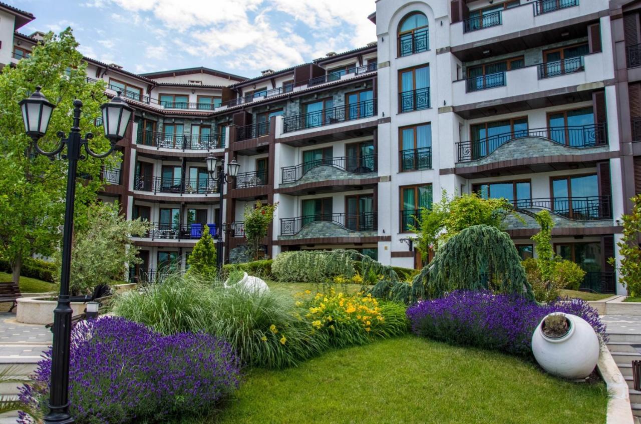 Hotel de apartamente Rose Gardens Boutique By Asteri