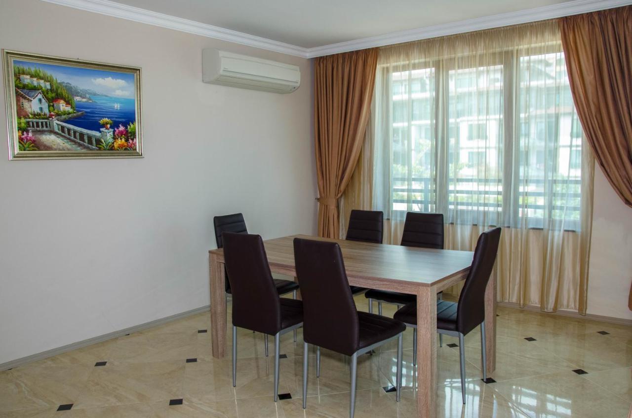 Hotel de apartamente Rose Gardens Boutique By Asteri