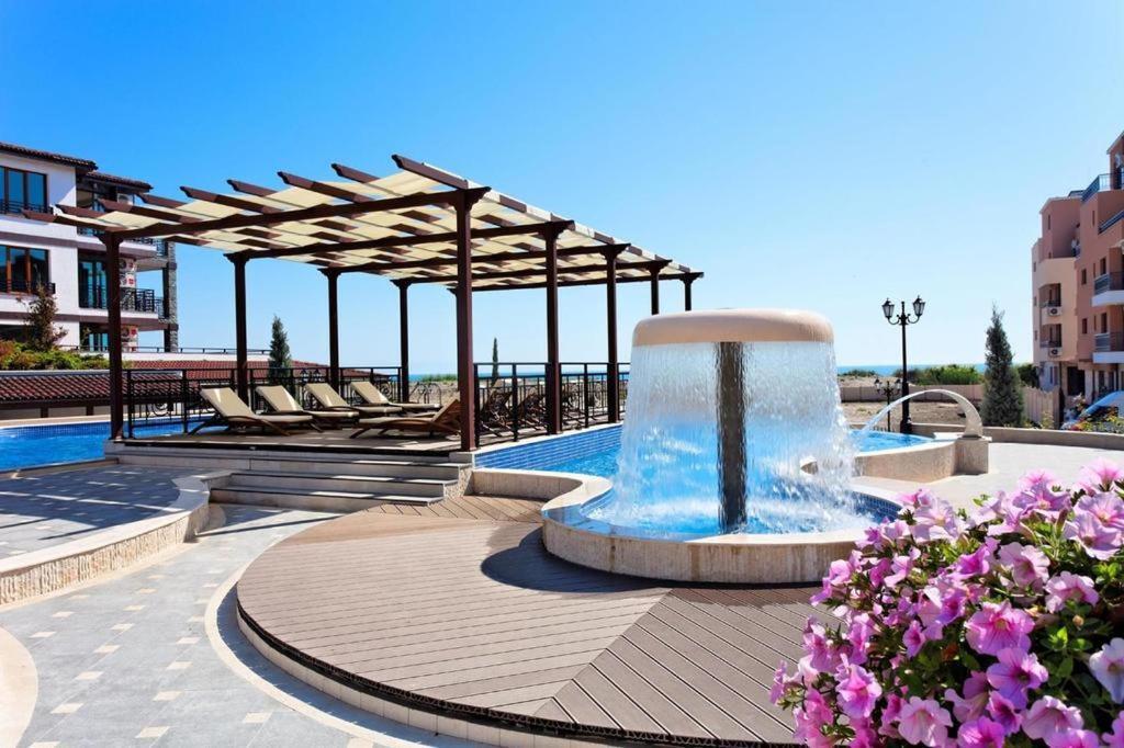 Hotel de apartamente Rose Gardens Boutique By Asteri 4*